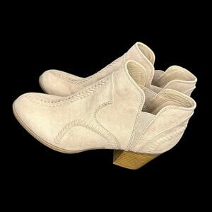 Indigo Rd Satori Western Block Heel Booties Womens Size 7 Beige